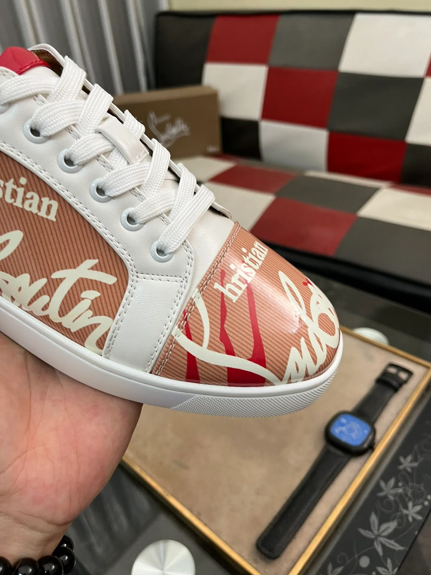 Men's men's shoes💰458⌚️⌚️christian louboutin (CL red sole shoes) counter hot diamond series, casual sneakers📢 📢 📢 Exclusive hot style release🎈🎈💪Movable latex feet👻Finished outsole line [Deyi] Global supply😝 [Top version]: Original imported cowhide upper, top original leather lining, original open-molded TPU outsole, original 1:1 detail processing, original shoe last, large number of ready-made code numbers: 38-44